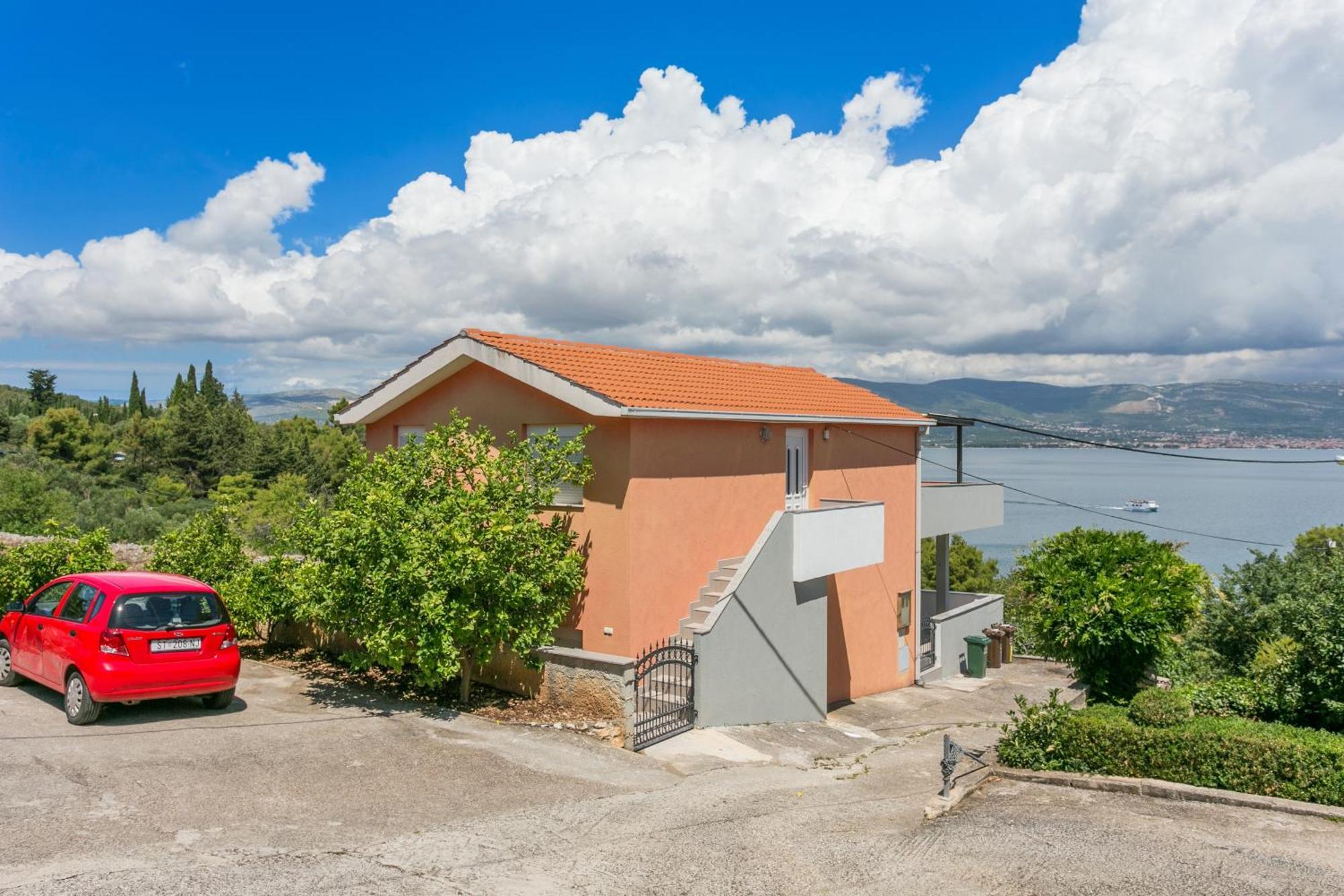 Apartments By The Sea Slatine, Ciovo - 11126 Zewnętrze zdjęcie