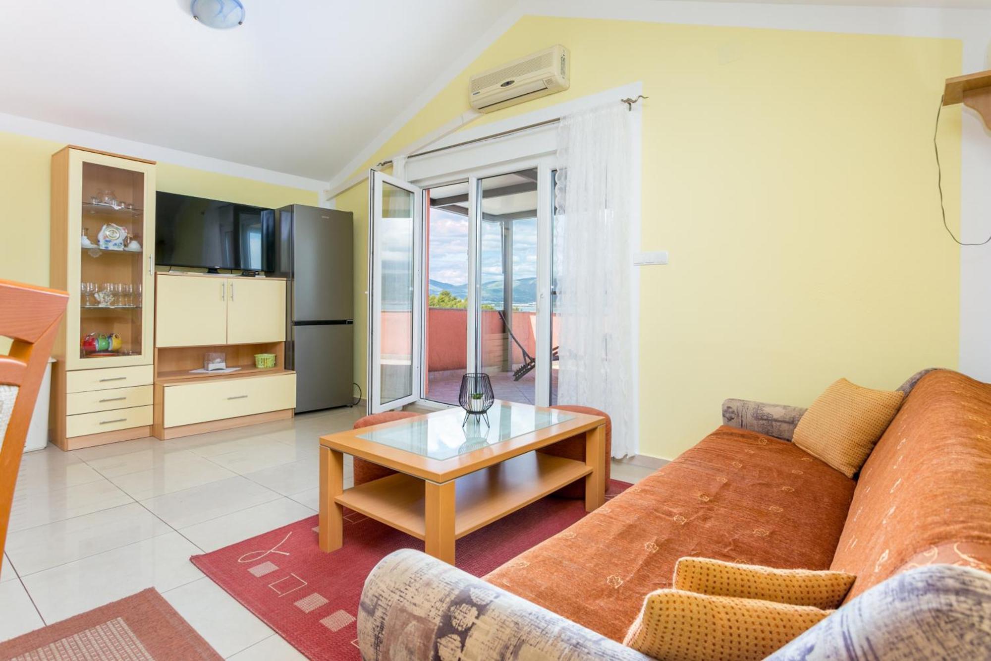Apartments By The Sea Slatine, Ciovo - 11126 Zewnętrze zdjęcie